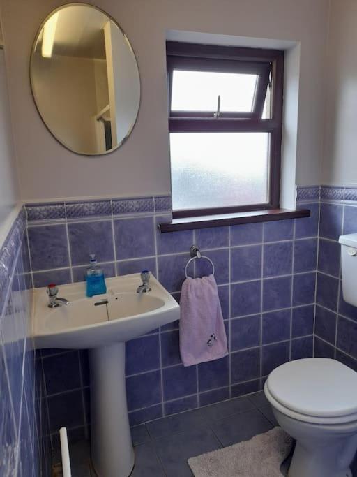 4 Bedroom Traditional Irish Farm House Killybegs 도니골 외부 사진